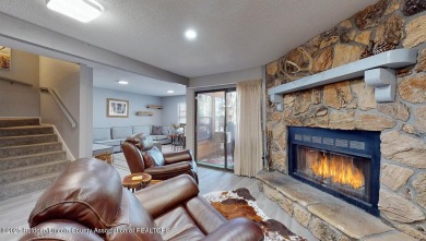 TURN-KEY CONDO READY FOR NIGHTLY RENTALS! THIS STYLISHLY on Links at Sierra Blanca in New Mexico - for sale on GolfHomes.com, golf home, golf lot