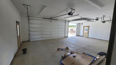 This beautiful, spacious new construction boasts vaulted on Council Mountain Golf Course in Idaho - for sale on GolfHomes.com, golf home, golf lot