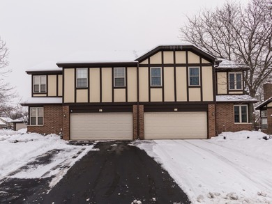 Outstanding 2 story end unit townhome backing up to beautiful on Bloomingdale Golf Club in Illinois - for sale on GolfHomes.com, golf home, golf lot