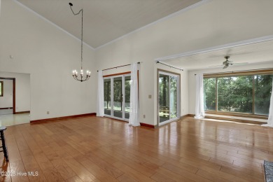 Charming 3-bedroom plus office, 2-bathroom home located in the on Olde Point Golf and Country Club in North Carolina - for sale on GolfHomes.com, golf home, golf lot