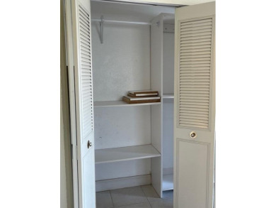 1 bedroom 1 1/2 condo with garden view, brand new microwave and on Kings Point Golf -Flanders Way in Florida - for sale on GolfHomes.com, golf home, golf lot