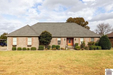 Golf Course living can be yours in this 4 Br, 2 Bath home on on Oaks Country Club in Kentucky - for sale on GolfHomes.com, golf home, golf lot