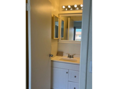 1 bedroom 1 1/2 condo with garden view, brand new microwave and on Kings Point Golf -Flanders Way in Florida - for sale on GolfHomes.com, golf home, golf lot