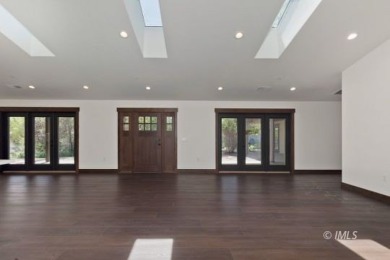 Rare Opportunity in Bishop * Custom Ranch-Style Retreat with on Bishop Country Club in California - for sale on GolfHomes.com, golf home, golf lot