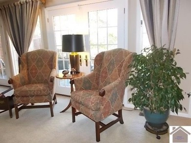 Beautiful condo on the 15th fairway of Paducah Country Club ! on Country Club of Paducah in Kentucky - for sale on GolfHomes.com, golf home, golf lot