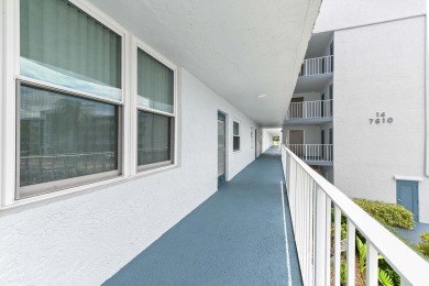 Discover this bright and beautifully maintained 2-bedroom on  in Florida - for sale on GolfHomes.com, golf home, golf lot