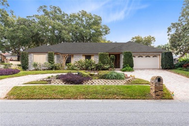 One or more photo(s) has been virtually staged. LOVE IT OR LIST on Arnold Palmers Bay Hill Club and Lodge  in Florida - for sale on GolfHomes.com, golf home, golf lot