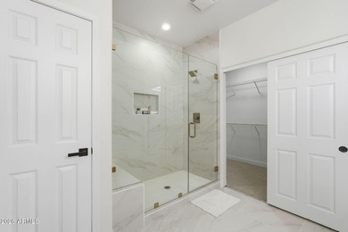 Come and see this freshly remodeled 2 bedroom plus den, 2 bath on Desert Springs Golf Course in Arizona - for sale on GolfHomes.com, golf home, golf lot