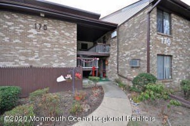 55+ Adult Community Renovated upper 1 bedroom 1 bathroom condo on Pine Brook Golf Course in New Jersey - for sale on GolfHomes.com, golf home, golf lot