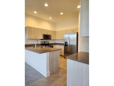 single-family home located in the desirable Silverwood community on Panther Run Golf Club in Florida - for sale on GolfHomes.com, golf home, golf lot