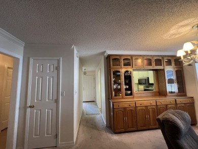 This 2 bedroom 2 bath condo comes fully furnished and move in on Cherokee Village North Course in Arkansas - for sale on GolfHomes.com, golf home, golf lot