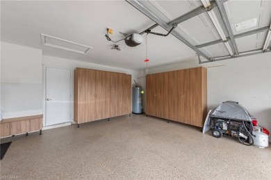 If you are looking for a fantastic property in Colonial Country on Colonial Country Club in Florida - for sale on GolfHomes.com, golf home, golf lot