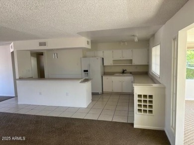 Charming 2 bedroom stand alone home in desirable Sun City on Union Hills Country Club in Arizona - for sale on GolfHomes.com, golf home, golf lot