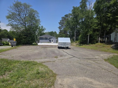 Beautiful three bedroom three bath Contemporary Style on Hillcrest Golf Club in Maine - for sale on GolfHomes.com, golf home, golf lot