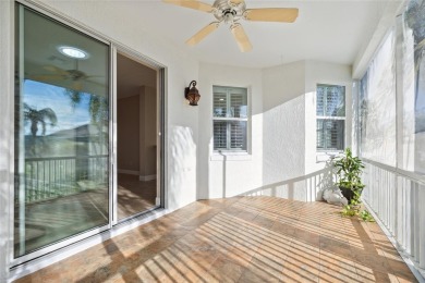 Welcome to this fabulous 3 bedroom/2.5bath/2.5 car garage on Bacall Executive Golf Course in Florida - for sale on GolfHomes.com, golf home, golf lot