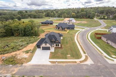 Seller willing to pay up to $5000 of buyers closing costs with on Vache-Grasse Country Club in Arkansas - for sale on GolfHomes.com, golf home, golf lot