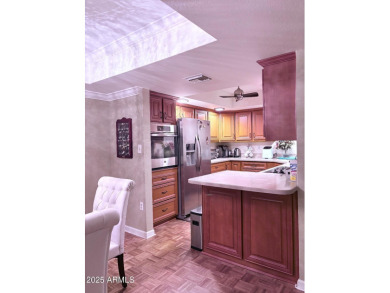 Courtyard facing larger condo. This spacious 2-bedroom on Sun City-Willow Creek / Willow Brook  in Arizona - for sale on GolfHomes.com, golf home, golf lot