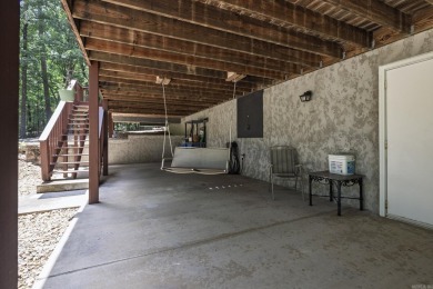 Welcome to this exceptionally well-maintained 3 bed 2.5  bath on Ponce De Leon Golf Course in Arkansas - for sale on GolfHomes.com, golf home, golf lot