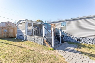 Charming 3-bedroom, 2-bath renovated home just a golf-cart ride on Prestwick Country Club in South Carolina - for sale on GolfHomes.com, golf home, golf lot