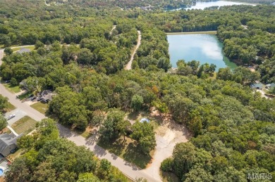 Nice Ranch home on 3 lots!  This is a 2 bedroom , 2 bath home on Terre Du Lac Golf and Country Club in Missouri - for sale on GolfHomes.com, golf home, golf lot