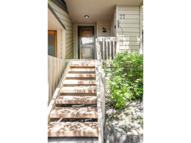 This Ridge condo is not to be missed. Overlooking the 8th green on Elkhorn Golf Club in Idaho - for sale on GolfHomes.com, golf home, golf lot
