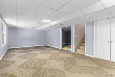 Nice Ranch home on 3 lots!  This is a 2 bedroom , 2 bath home on Terre Du Lac Golf and Country Club in Missouri - for sale on GolfHomes.com, golf home, golf lot