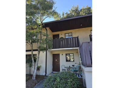 This has been completely renovated...New paint, new stove,, new on Shadowmoss Plantation Golf Club in South Carolina - for sale on GolfHomes.com, golf home, golf lot