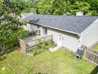 Are you looking for a Move-in ready home in a great on Shadowmoss Plantation Golf Club in South Carolina - for sale on GolfHomes.com, golf home, golf lot