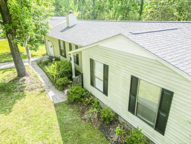 Are you looking for a Move-in ready home in a great on Shadowmoss Plantation Golf Club in South Carolina - for sale on GolfHomes.com, golf home, golf lot