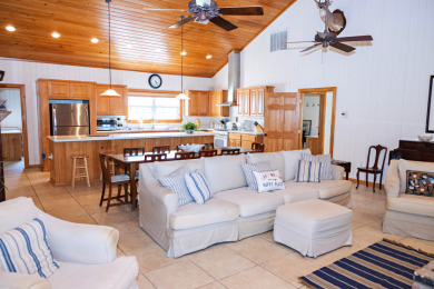 Lakeside Living at it's best on Lake Bruin on Lake Bruin Golf and Country Club in Louisiana - for sale on GolfHomes.com, golf home, golf lot