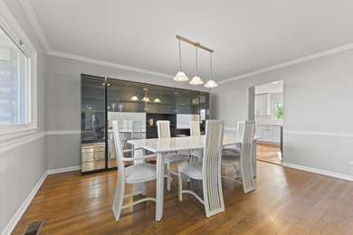 Welcome to a rare Northbrook find where the biggest, most on Sportsmans Country Club in Illinois - for sale on GolfHomes.com, golf home, golf lot