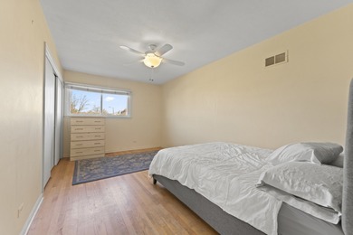 Welcome to a rare Northbrook find where the biggest, most on Sportsmans Country Club in Illinois - for sale on GolfHomes.com, golf home, golf lot