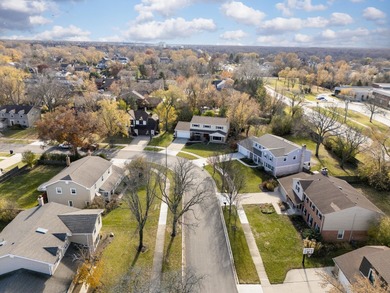 Welcome to a rare Northbrook find where the biggest, most on Sportsmans Country Club in Illinois - for sale on GolfHomes.com, golf home, golf lot
