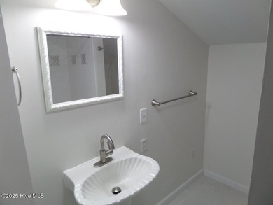 Charming Starter Home or Cozy Getaway! Welcome to this on Minnesott Golf and Country Club in North Carolina - for sale on GolfHomes.com, golf home, golf lot