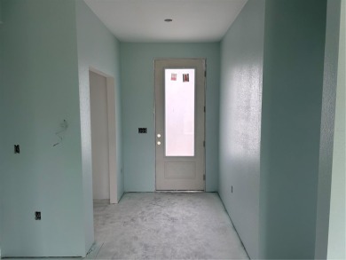 Under Construction. New Construction, under construction. Step on Pinemoor West Golf Club in Florida - for sale on GolfHomes.com, golf home, golf lot