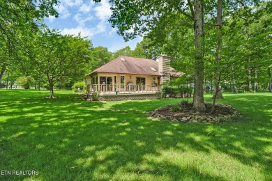 Charming Ranch-Style Golf Front Home on Druid Hills #7 - on Druid Hills Golf Club in Tennessee - for sale on GolfHomes.com, golf home, golf lot