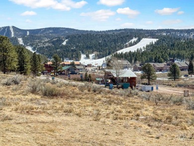 Welcome to your new mountain getaway! This fully-furnished condo on Angel Fire Resort Country Club in New Mexico - for sale on GolfHomes.com, golf home, golf lot