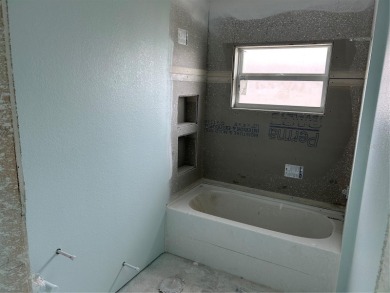 Under Construction. New Construction, under construction. Step on Pinemoor West Golf Club in Florida - for sale on GolfHomes.com, golf home, golf lot