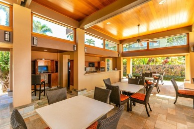 Beachfront estate on the famed Ulua Beach in Wailea with endless on Wailea Golf Club in Hawaii - for sale on GolfHomes.com, golf home, golf lot