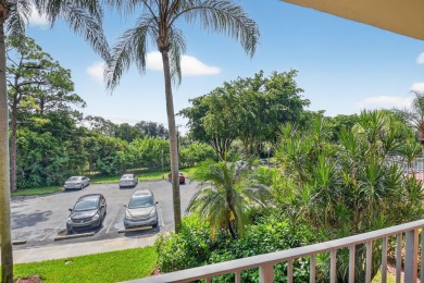 Ready to make a move? This seller is packed and ready to go! on Poinciana Golf Club in Florida - for sale on GolfHomes.com, golf home, golf lot