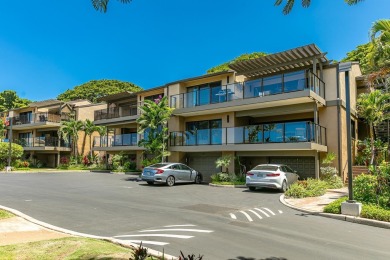 Beachfront estate on the famed Ulua Beach in Wailea with endless on Wailea Golf Club in Hawaii - for sale on GolfHomes.com, golf home, golf lot