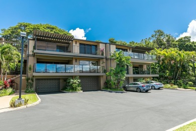 Beachfront estate on the famed Ulua Beach in Wailea with endless on Wailea Golf Club in Hawaii - for sale on GolfHomes.com, golf home, golf lot