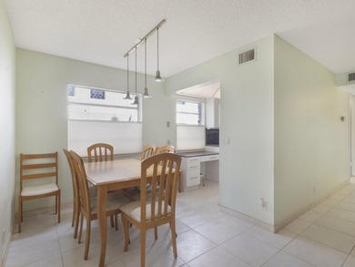 Welcome to this charming 1st floor 2/2 bedroom condo in the on Kings Point Golf -Flanders Way in Florida - for sale on GolfHomes.com, golf home, golf lot