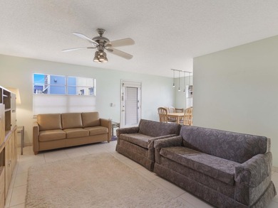 Welcome to this charming 1st floor 2/2 bedroom condo in the on Kings Point Golf -Flanders Way in Florida - for sale on GolfHomes.com, golf home, golf lot