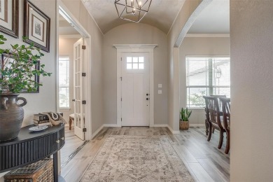 Gorgeous and better than new 4-bedroom, 3-full baths home on Pecan Plantation Country Club in Texas - for sale on GolfHomes.com, golf home, golf lot