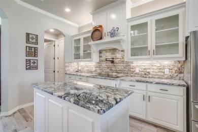 Gorgeous and better than new 4-bedroom, 3-full baths home on Pecan Plantation Country Club in Texas - for sale on GolfHomes.com, golf home, golf lot