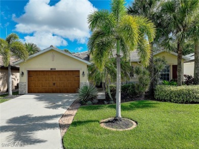TURNKEY POOL HOME IN GATED TIMBER RIDGE - BUILT BY WCI | MOVE-IN on Gateway Golf and Country Club in Florida - for sale on GolfHomes.com, golf home, golf lot