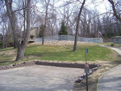We are selling these 2 side by side lots together in the on Pezhekee National Golf Course in Minnesota - for sale on GolfHomes.com, golf home, golf lot