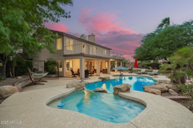 Golf Course Luxury in Gilbert!
This stunning 4BR + loft home on Greenfield Lakes Golf Club in Arizona - for sale on GolfHomes.com, golf home, golf lot