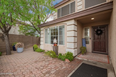 Golf Course Luxury in Gilbert!
This stunning 4BR + loft home on Greenfield Lakes Golf Club in Arizona - for sale on GolfHomes.com, golf home, golf lot